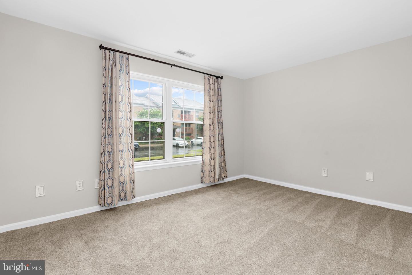 1256 Sugarwood Cir #103 Property Photo 21