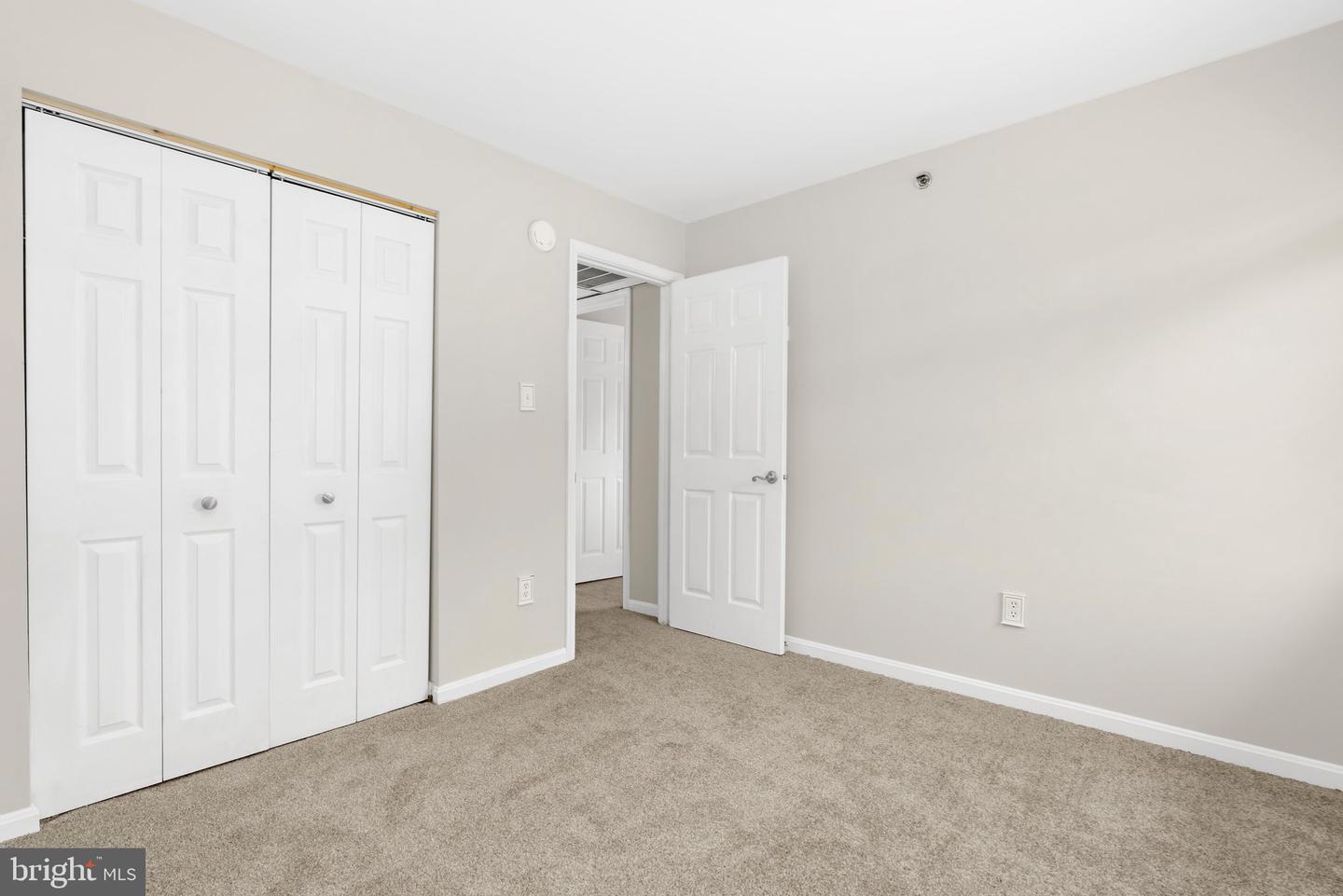 1256 Sugarwood Cir #103 Property Photo 24