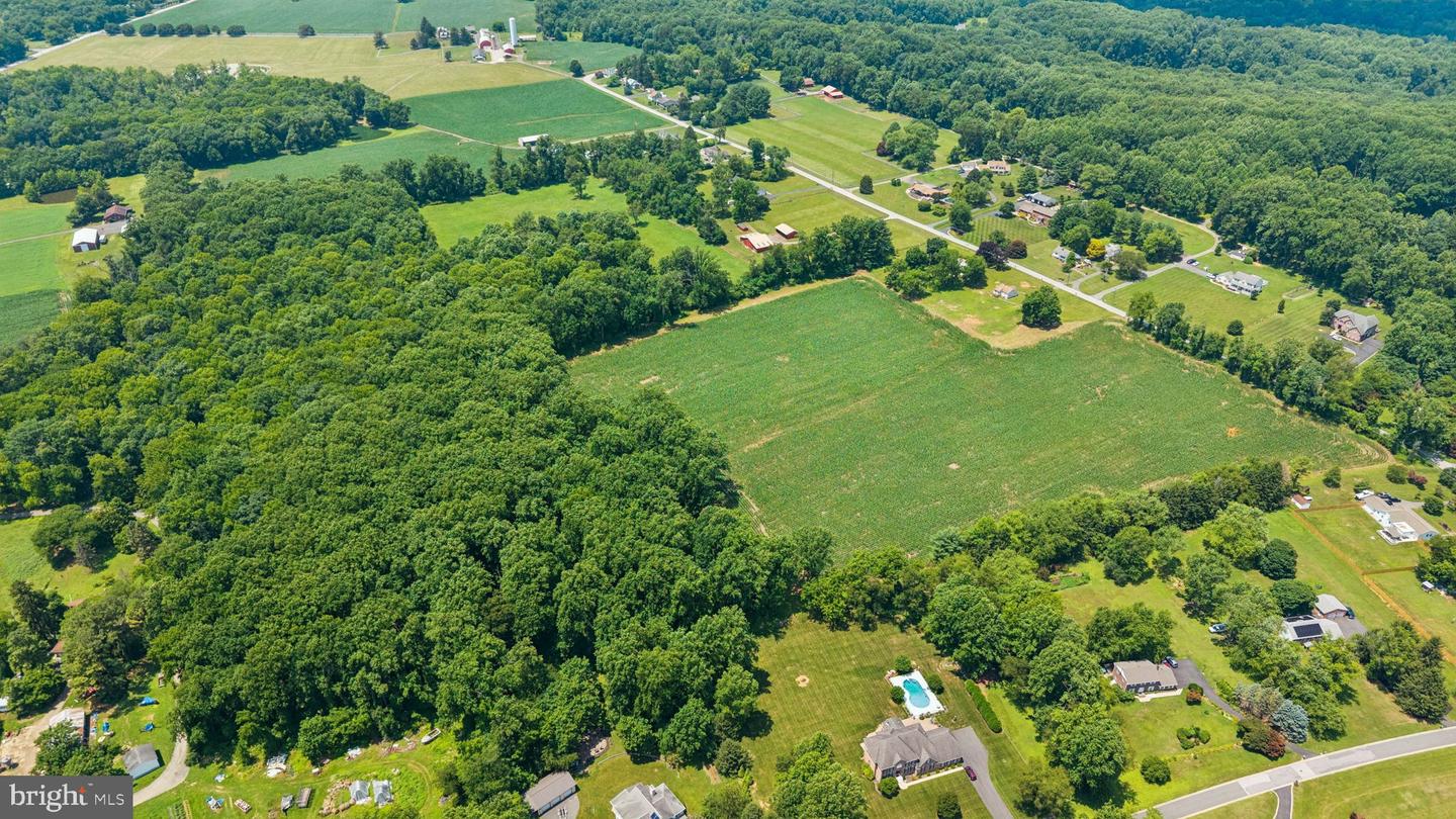 7219 New Cut Rd Property Photo 15