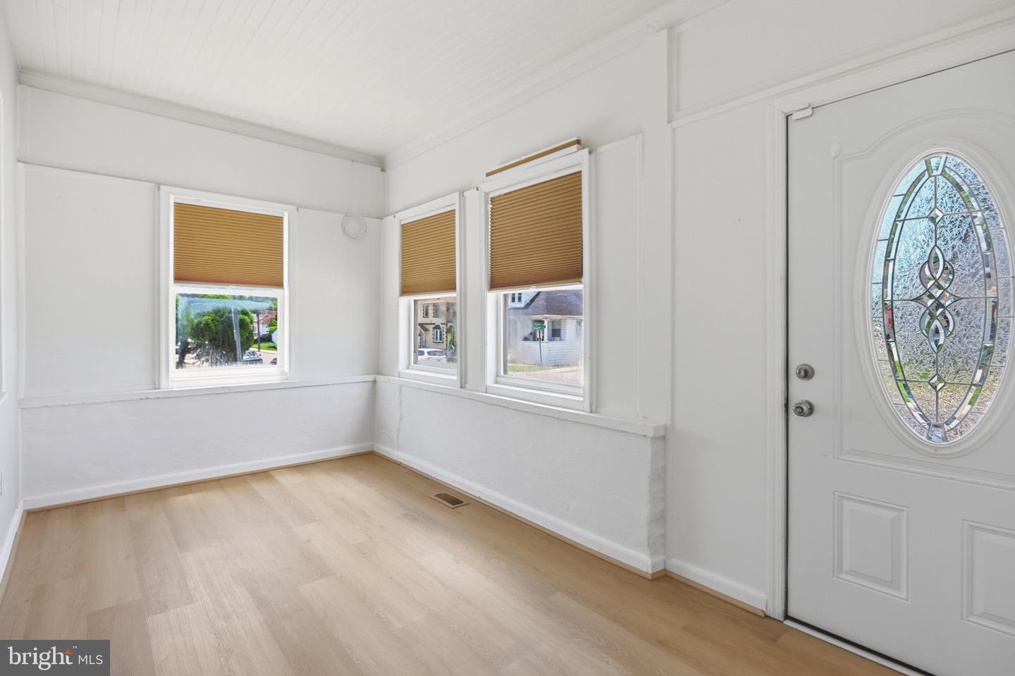113 Margaret Ave Property Photo 2