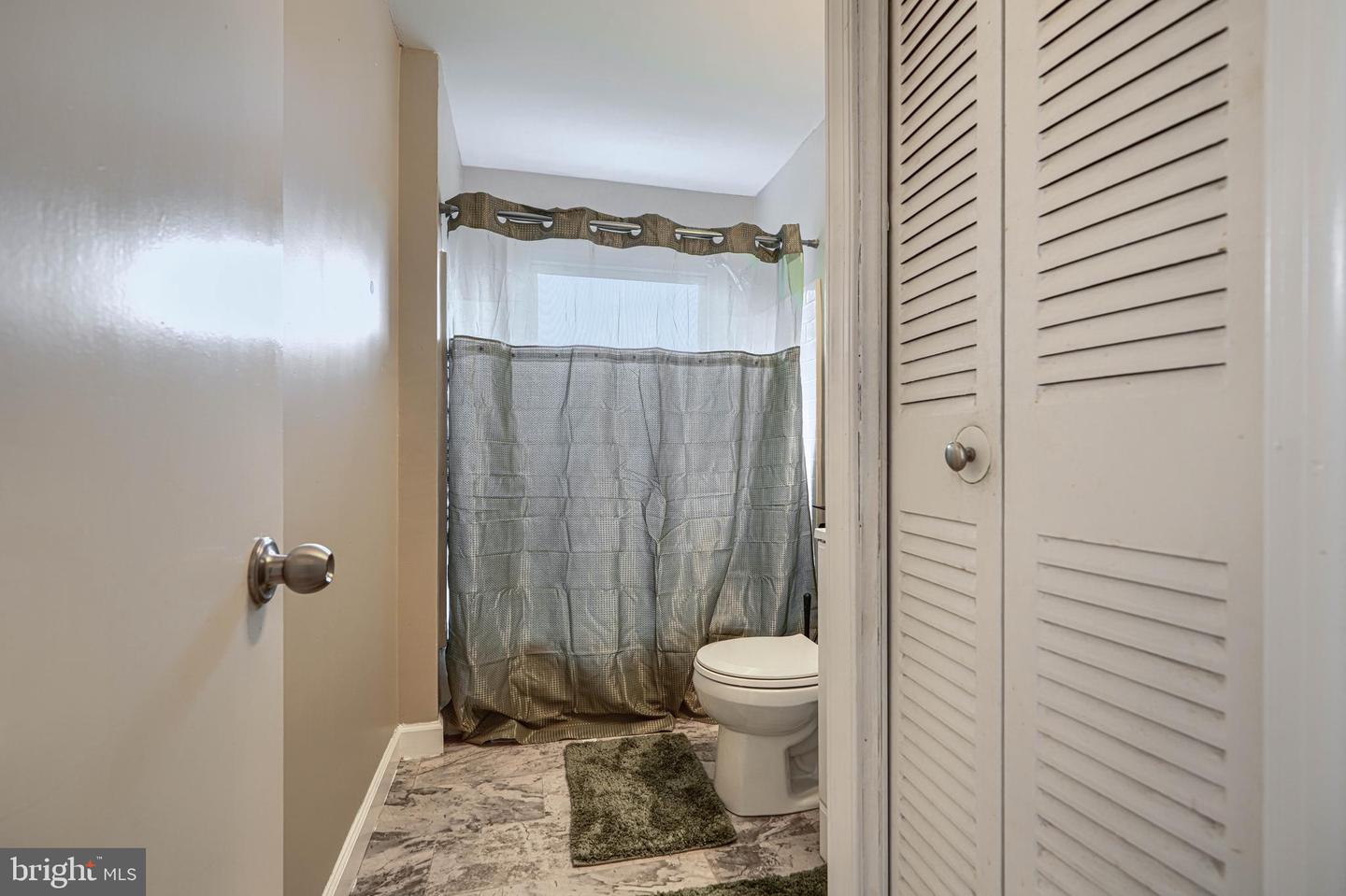 9405 Thornewood Ct Property Photo 32