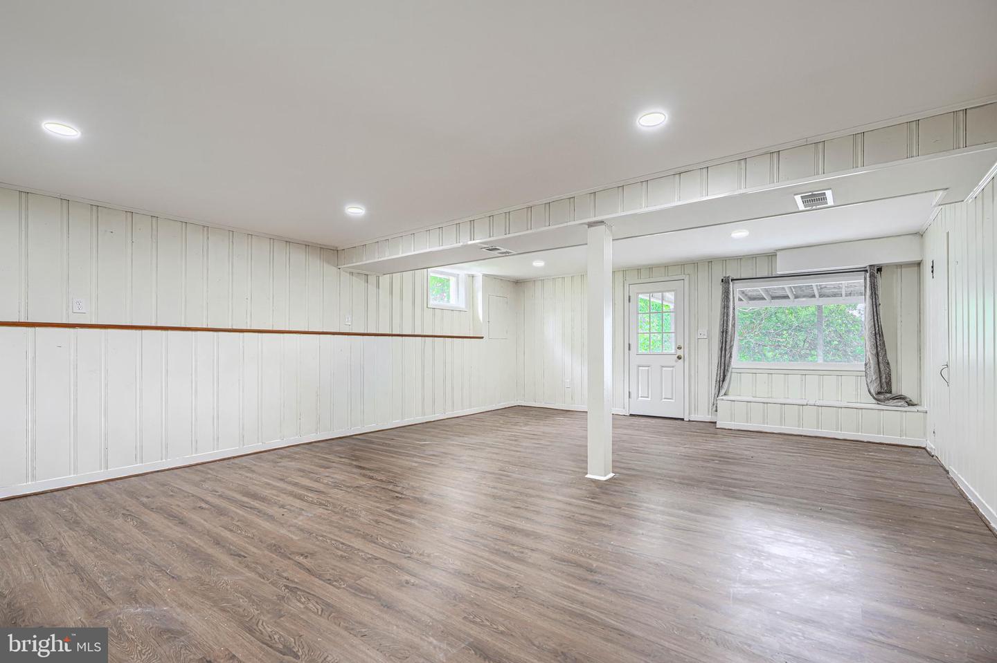 9405 Thornewood Ct Property Photo 33
