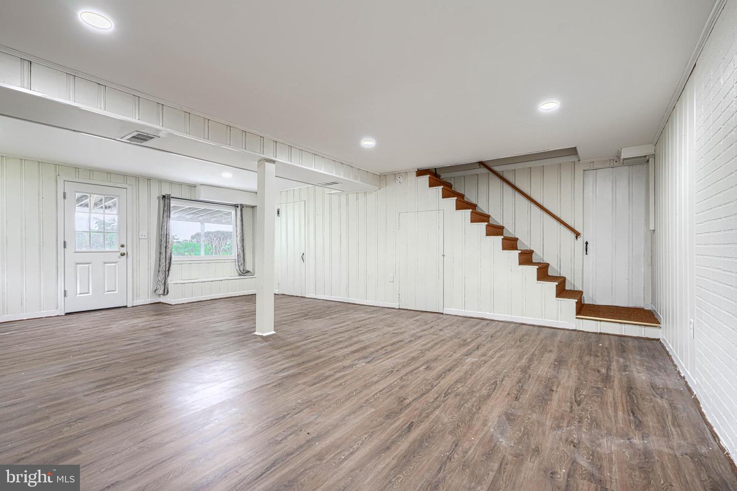 9405 Thornewood Ct Property Photo 34