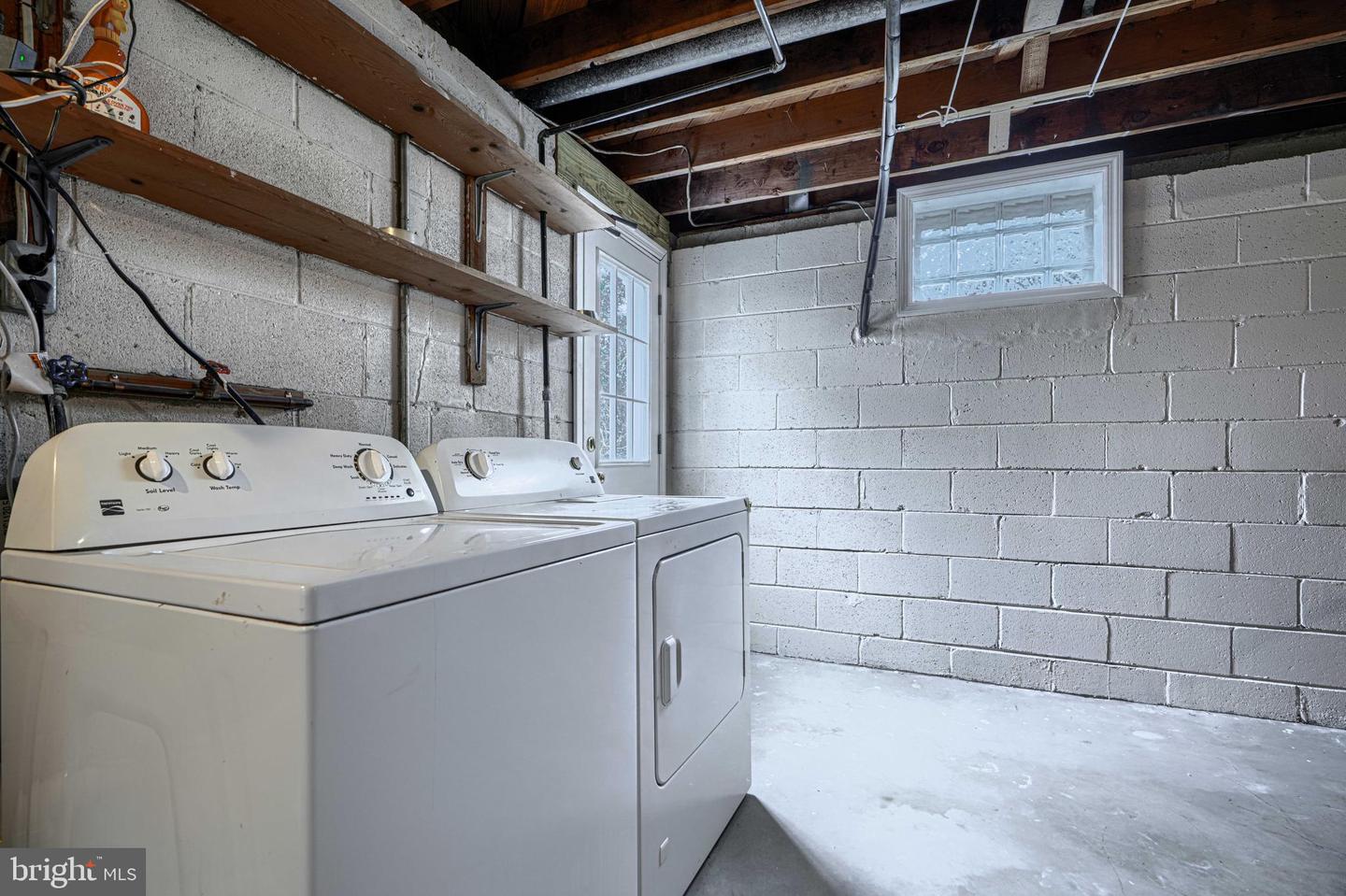 9405 Thornewood Ct Property Photo 38