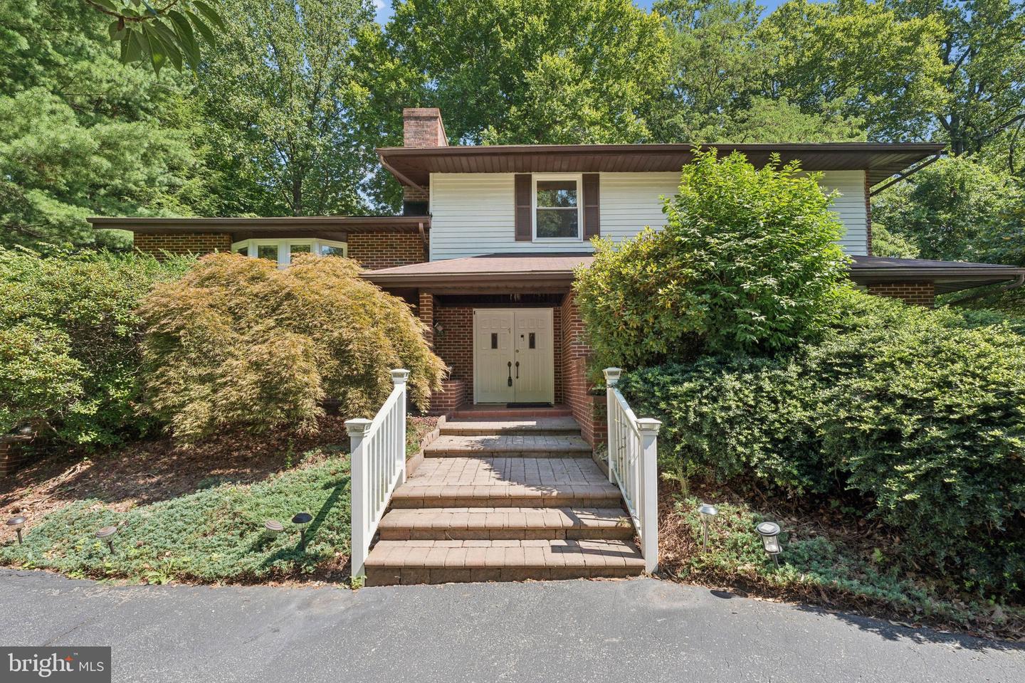1 Jacobo Ln Property Photo 1