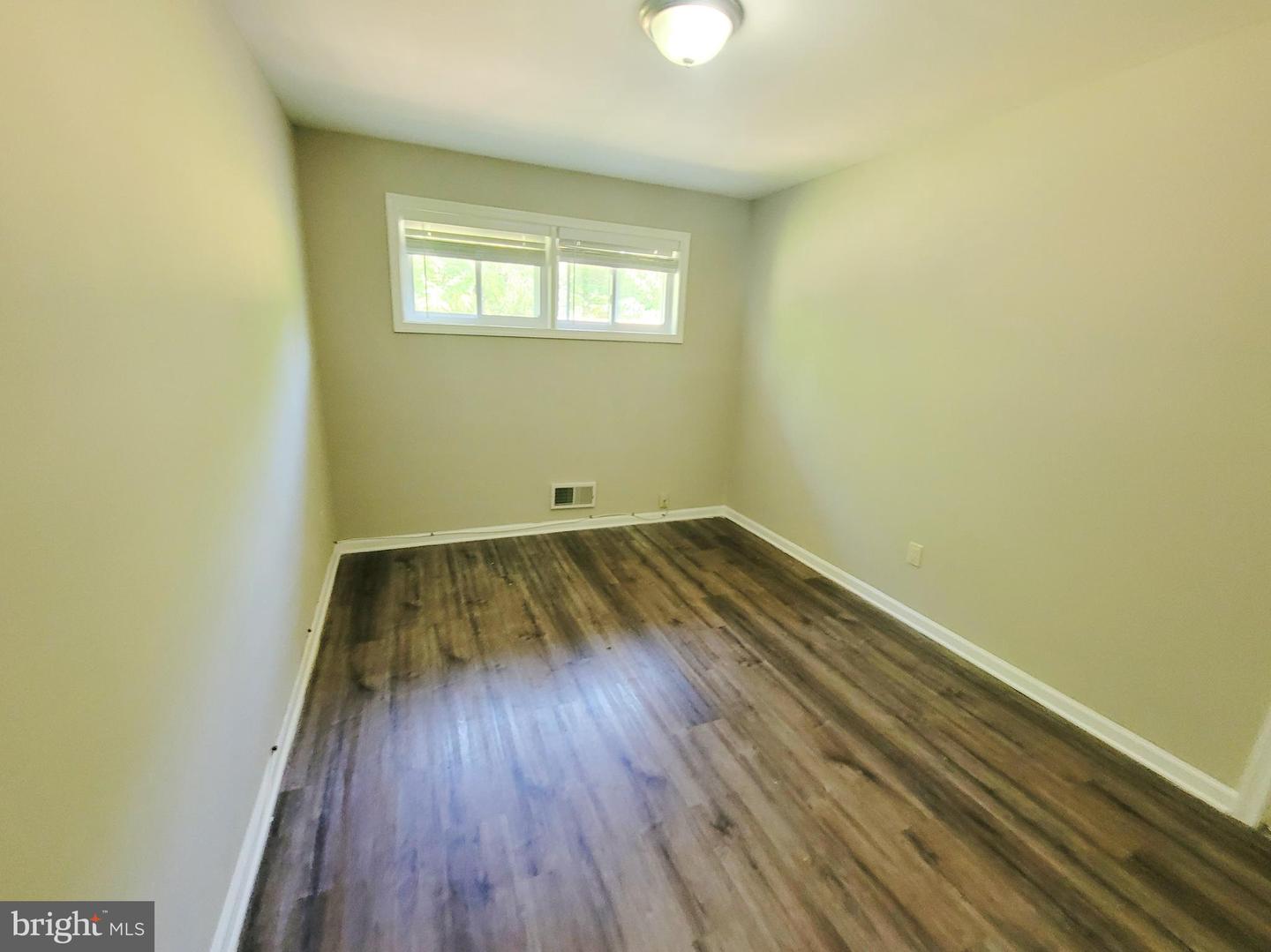 2012 Royal Garden Dr Property Photo 10