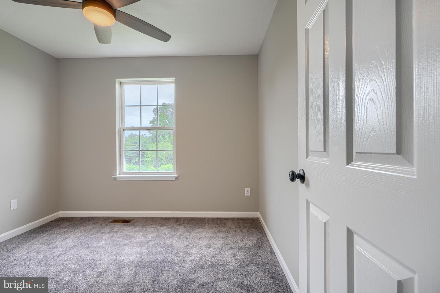 4 Periwinkle Ct Property Photo 34