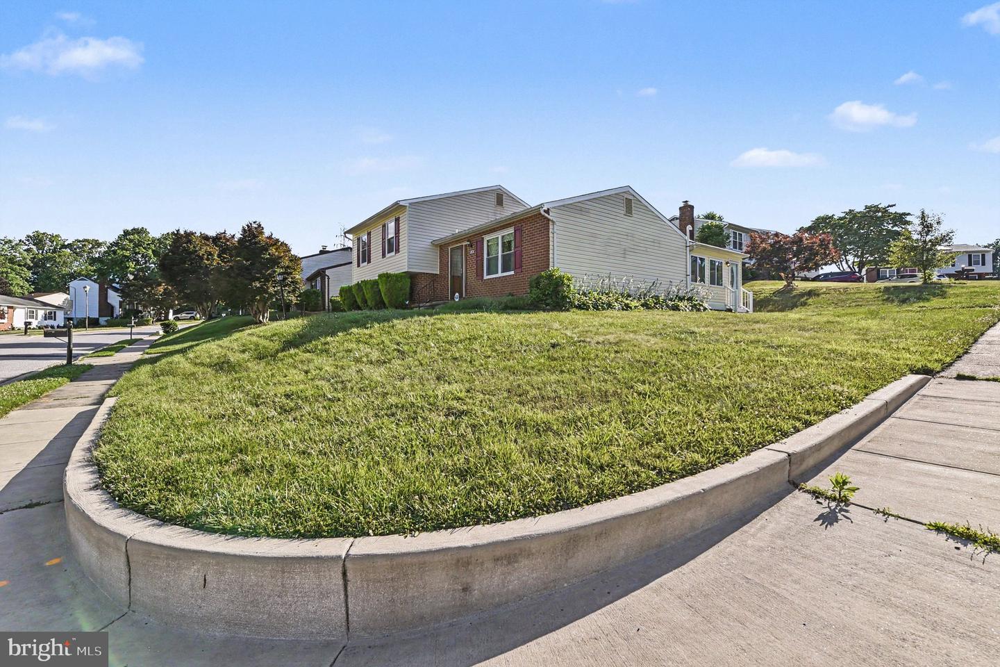 9531 GUNHILL CIR Property Photo 1