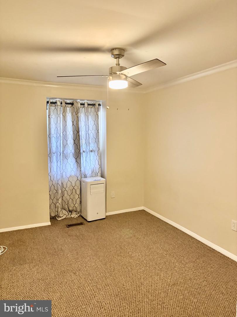 13 Mitnick Ct Property Photo 12