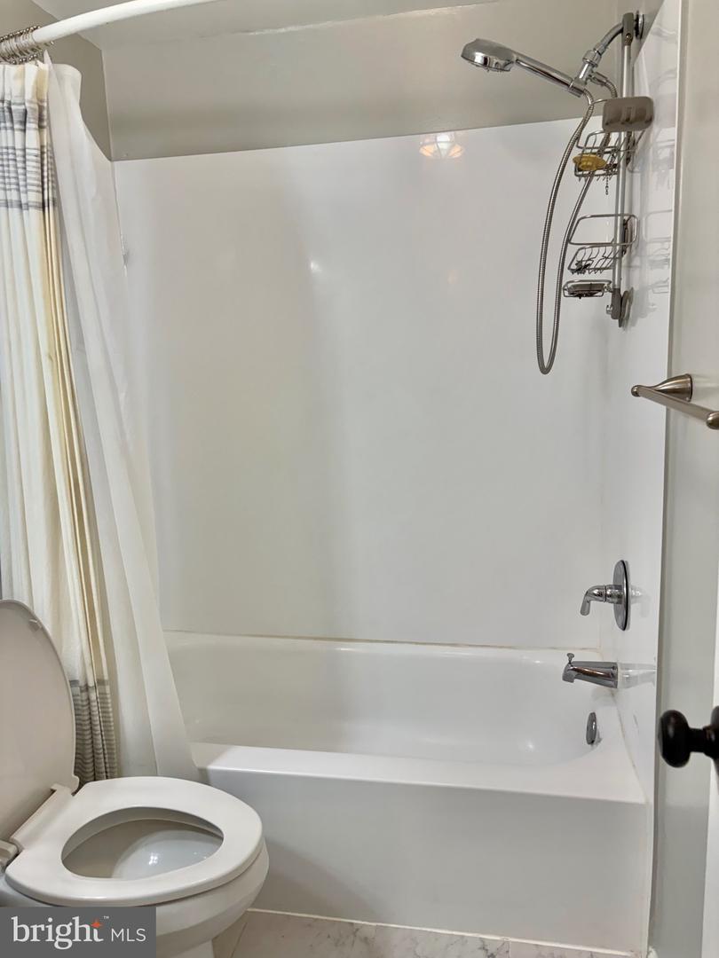 13 Mitnick Ct Property Photo 14