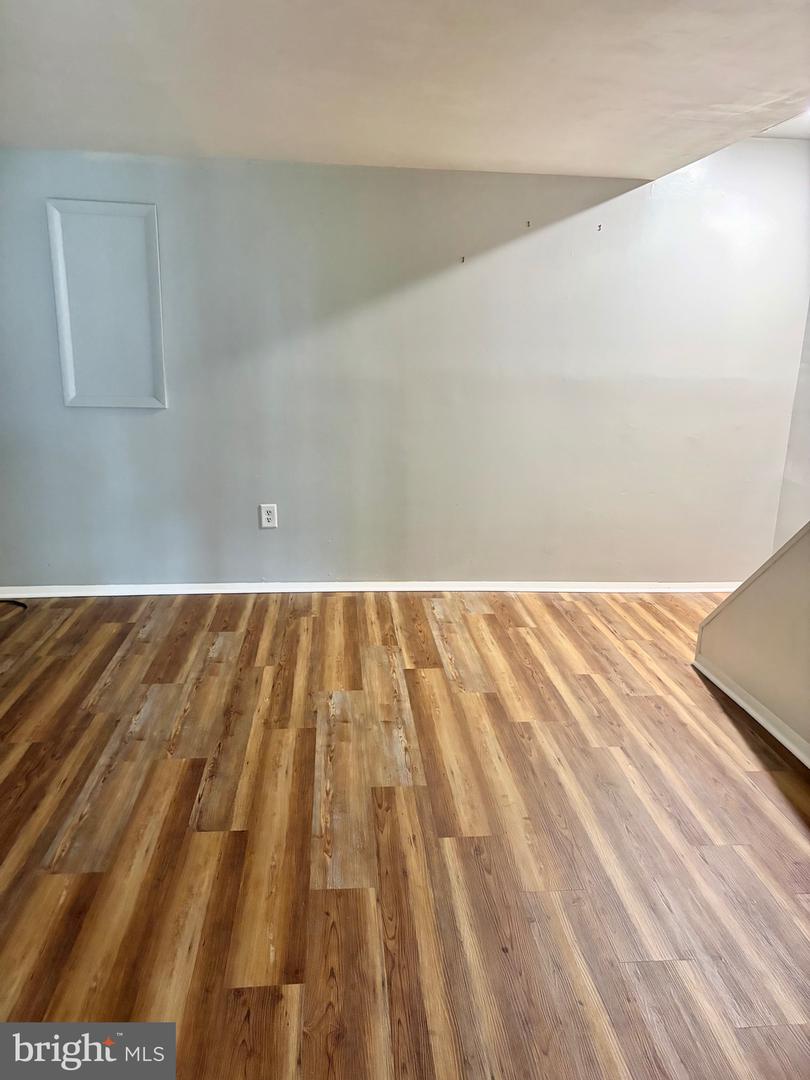 13 Mitnick Ct Property Photo 17