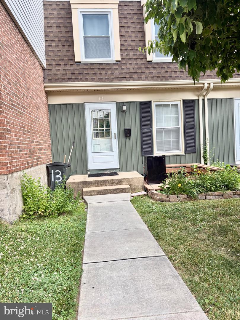 13 Mitnick Ct Property Photo 22