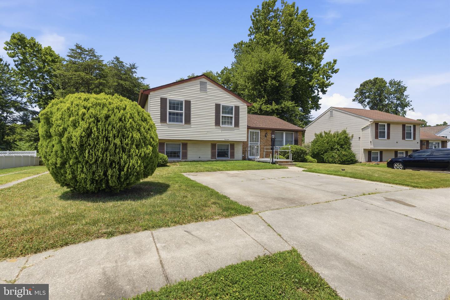 14 Tulip Tree Ct Property Photo 4