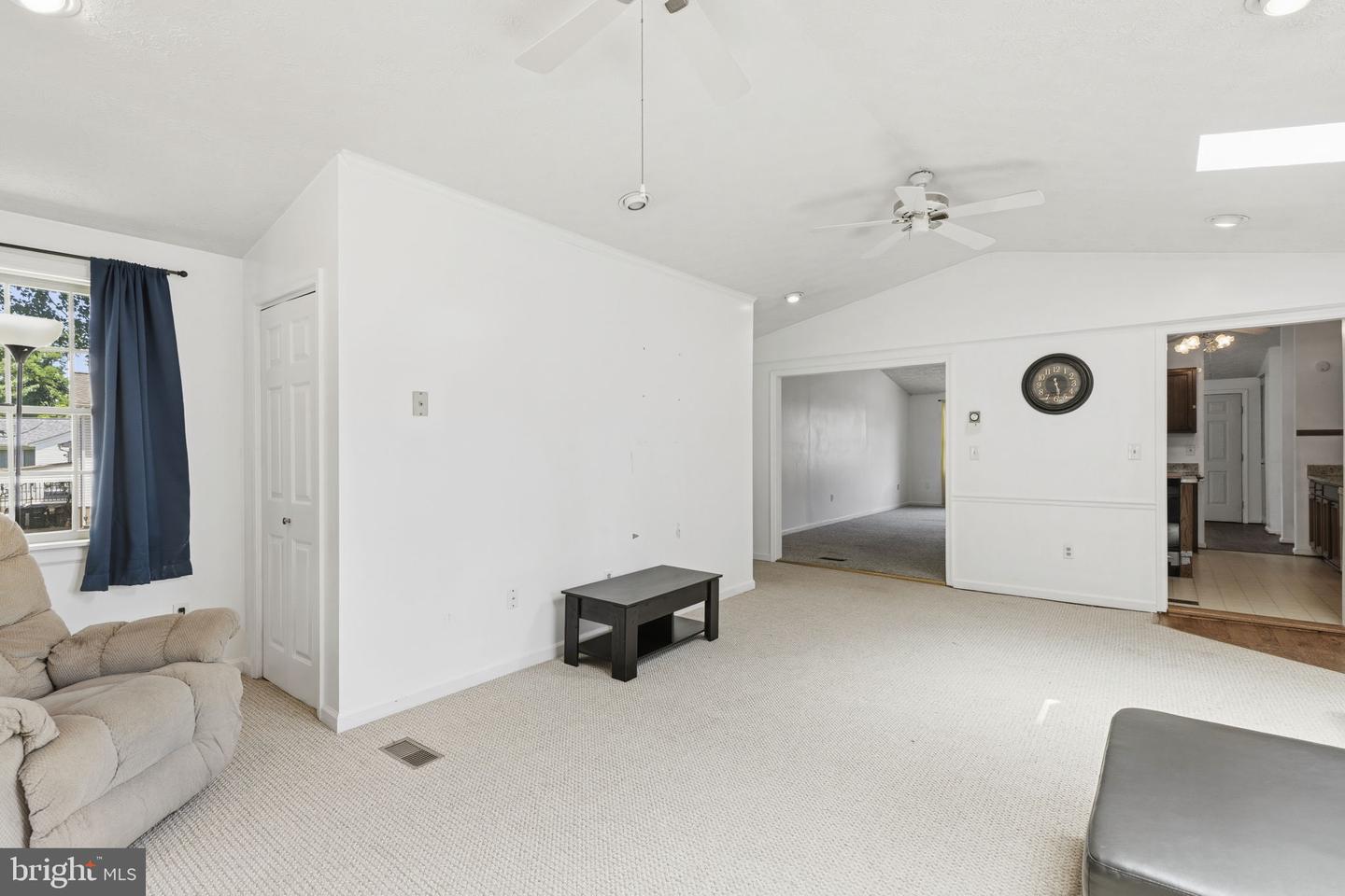 14 Tulip Tree Ct Property Photo 12