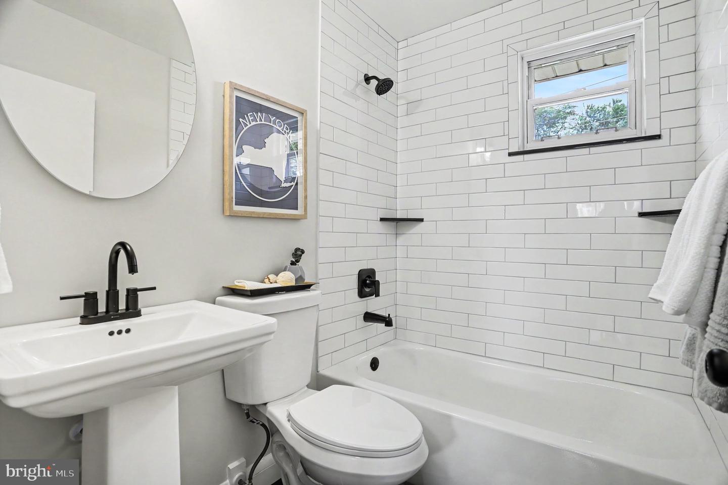 6214 Golden Ring Rd Property Photo 25