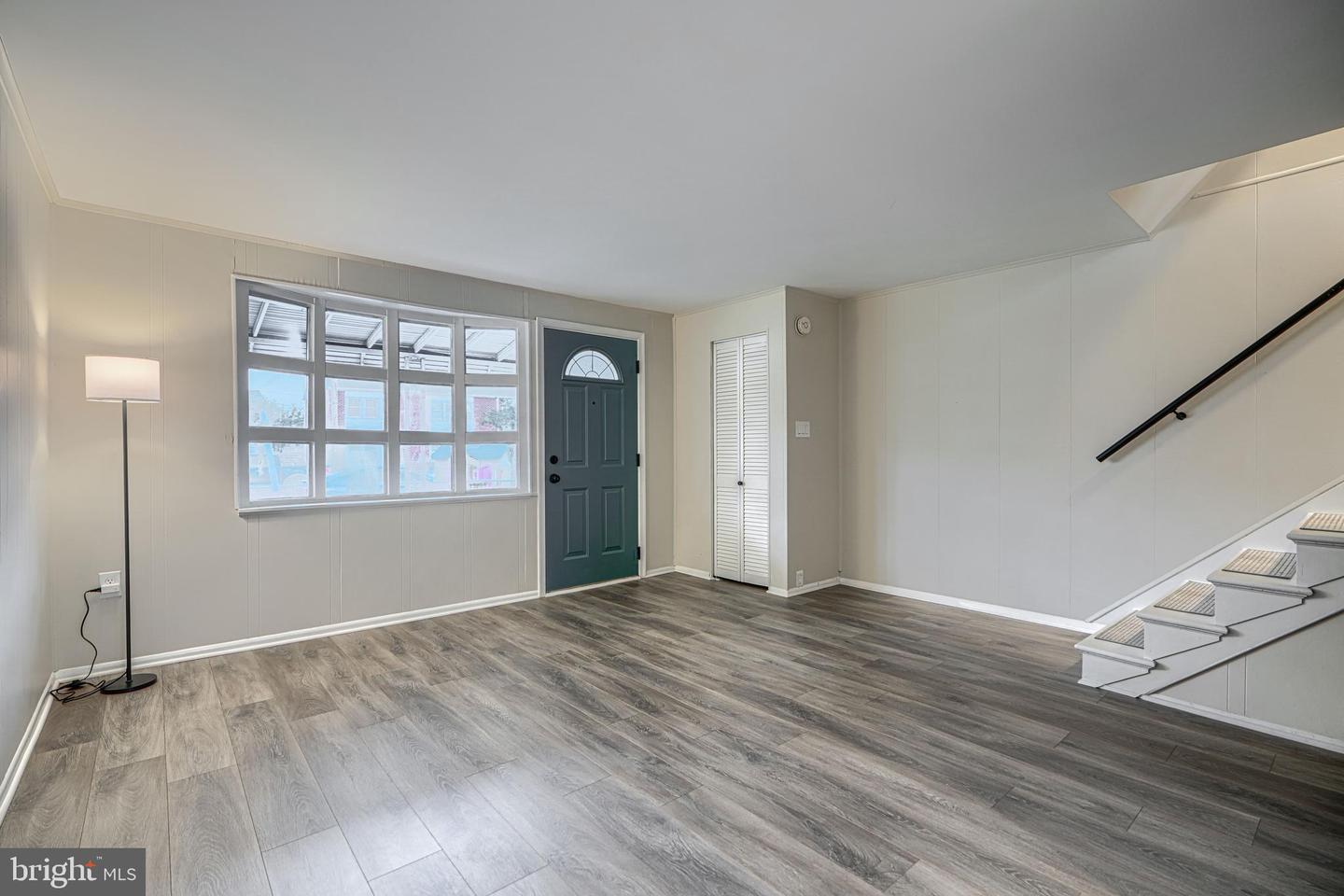 2044 Larkhall Rd Property Photo 8