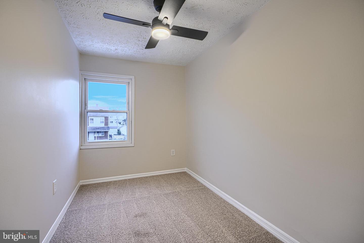 2044 Larkhall Rd Property Photo 21