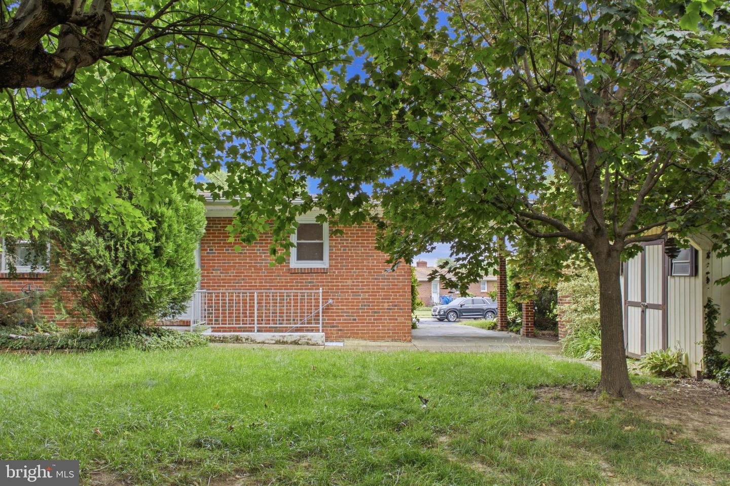 8302 Berkfield Rd Property Photo 46