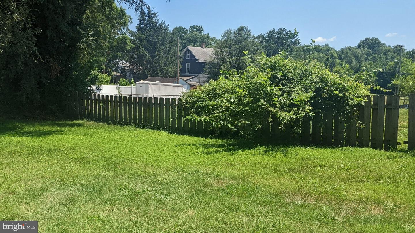 Fourth Ave #lots 157/158 Property Photo 4