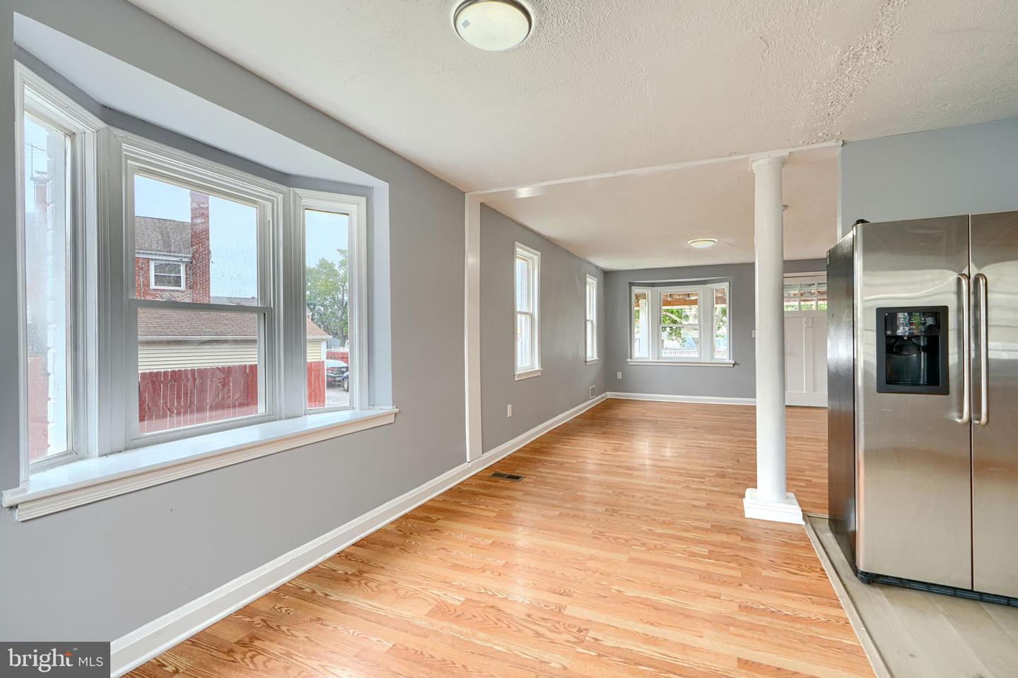 1902 Kelmore Rd Property Photo 6