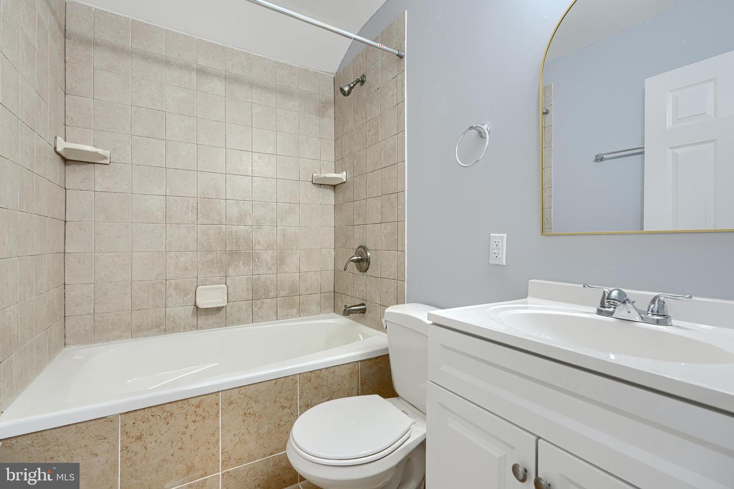 1902 Kelmore Rd Property Photo 15