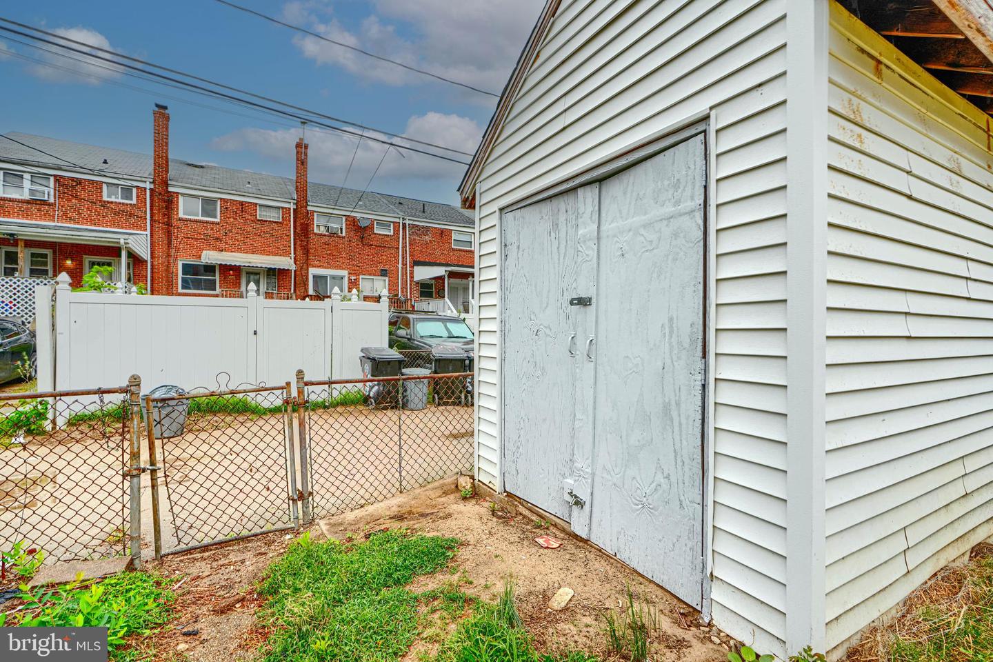 1902 Kelmore Rd Property Photo 22