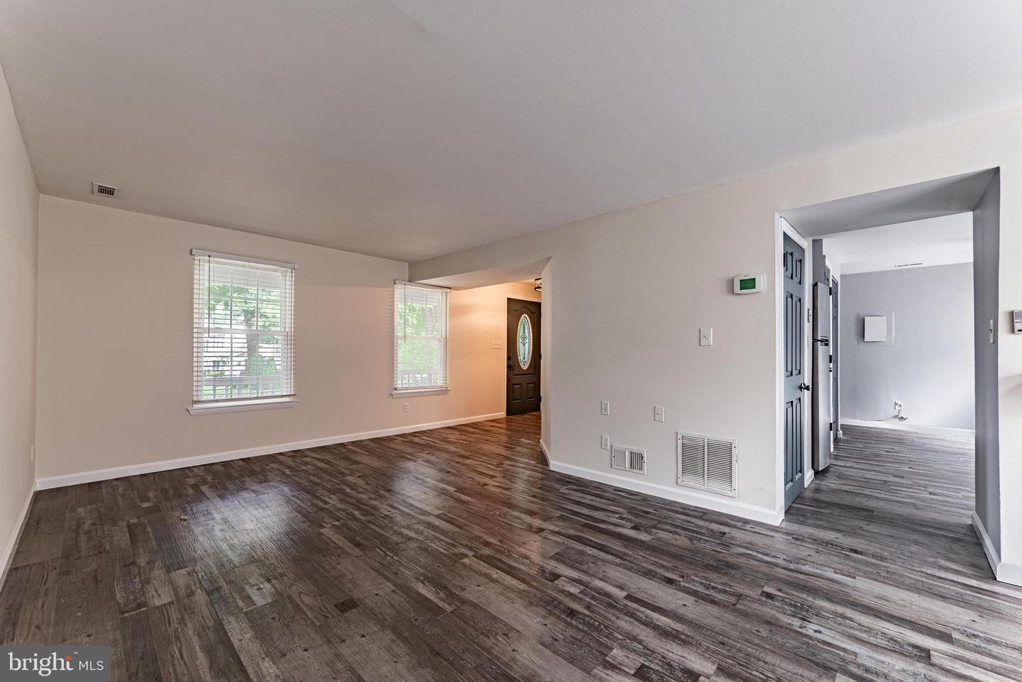8623 Heathermill Rd Property Photo 7