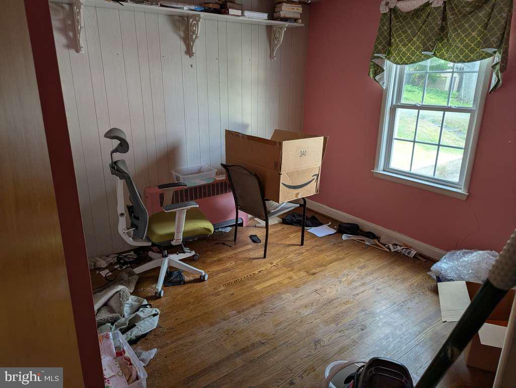 2207 Hammonds Ferry Rd Property Photo 10