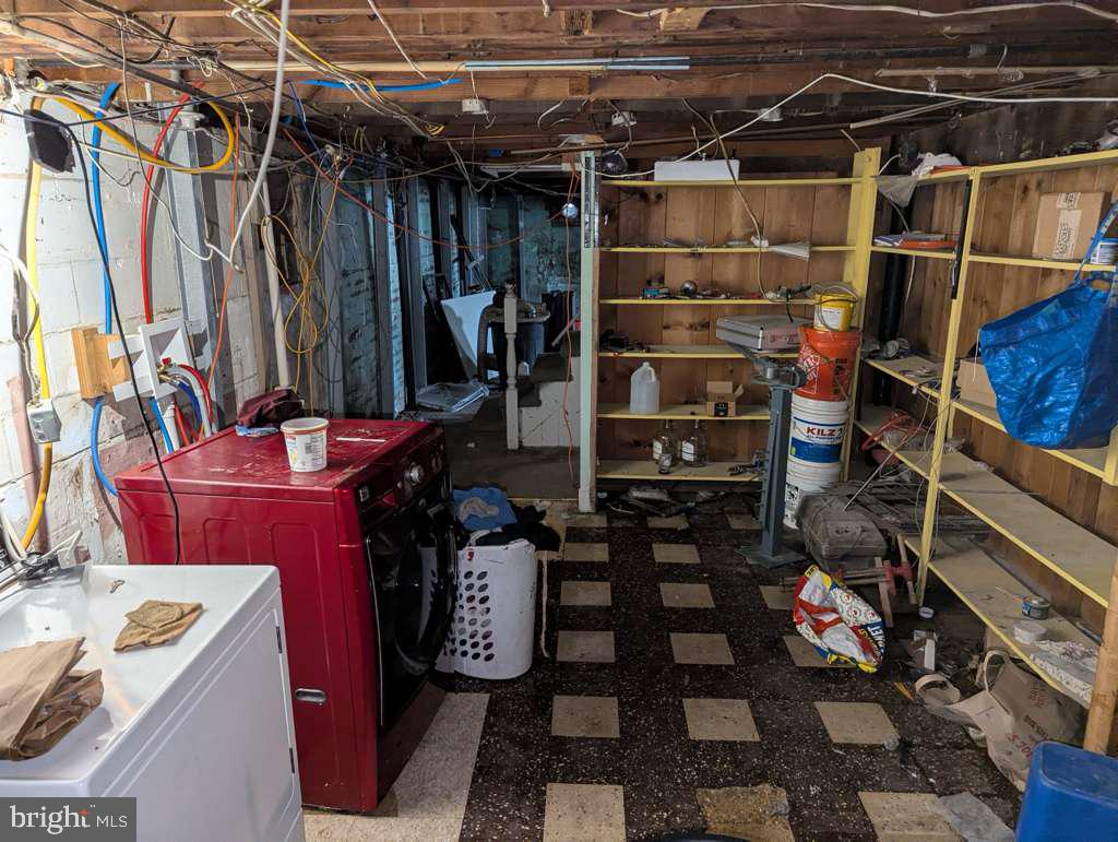 2207 Hammonds Ferry Rd Property Photo 22
