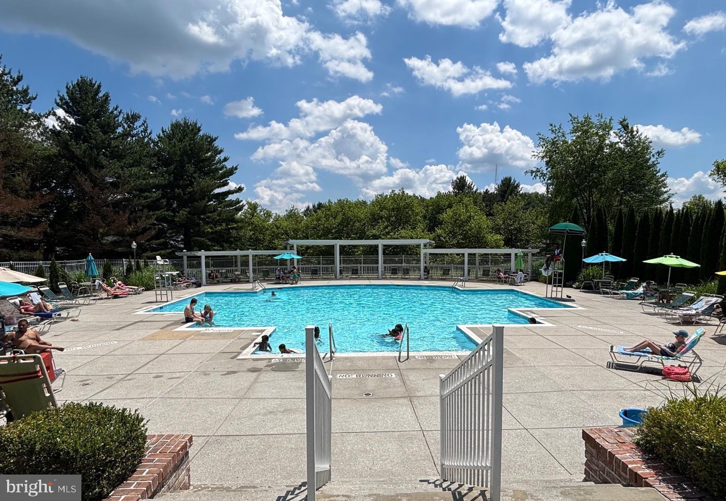 4401 Silverbrook Ln #b101 Property Photo 19