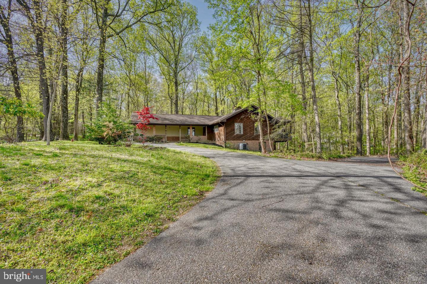 12602 Sagamore Forest Ln Property Photo 2