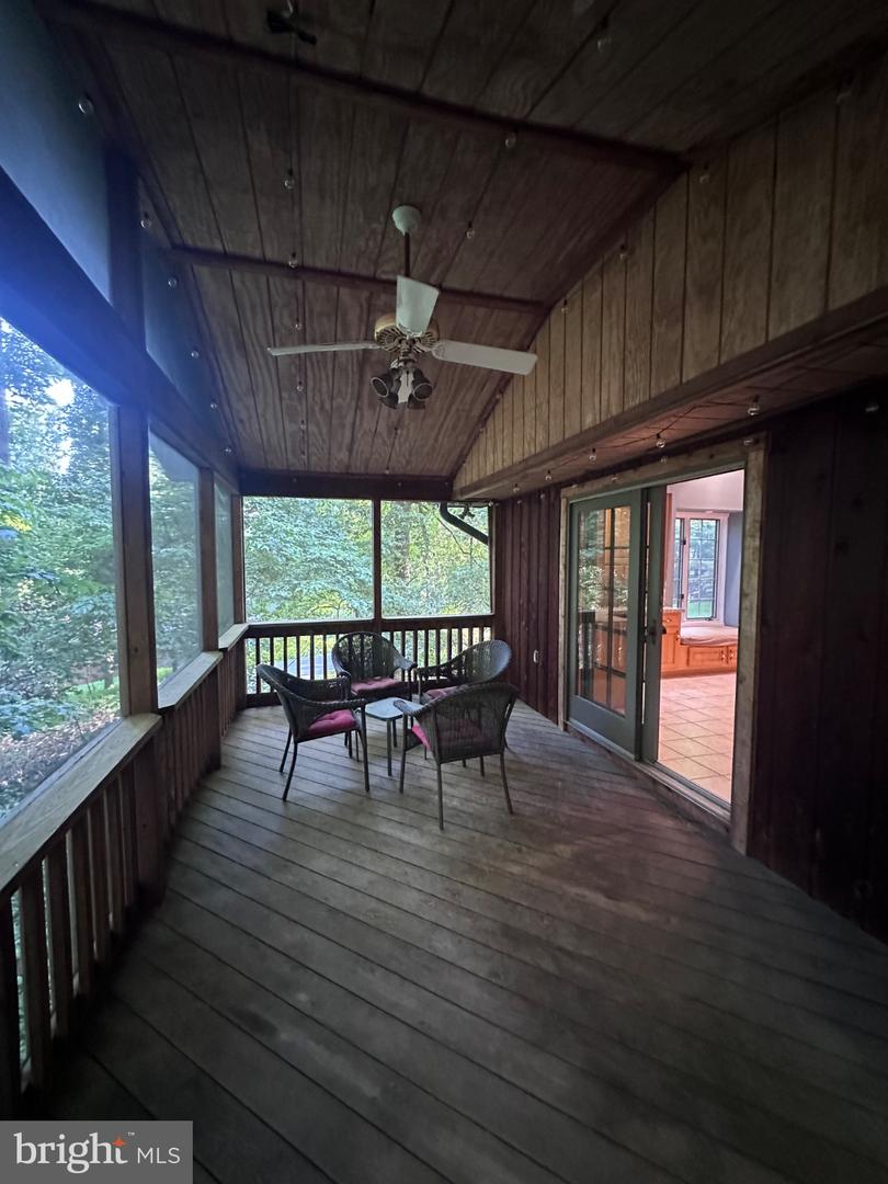 12602 Sagamore Forest Ln Property Photo 17