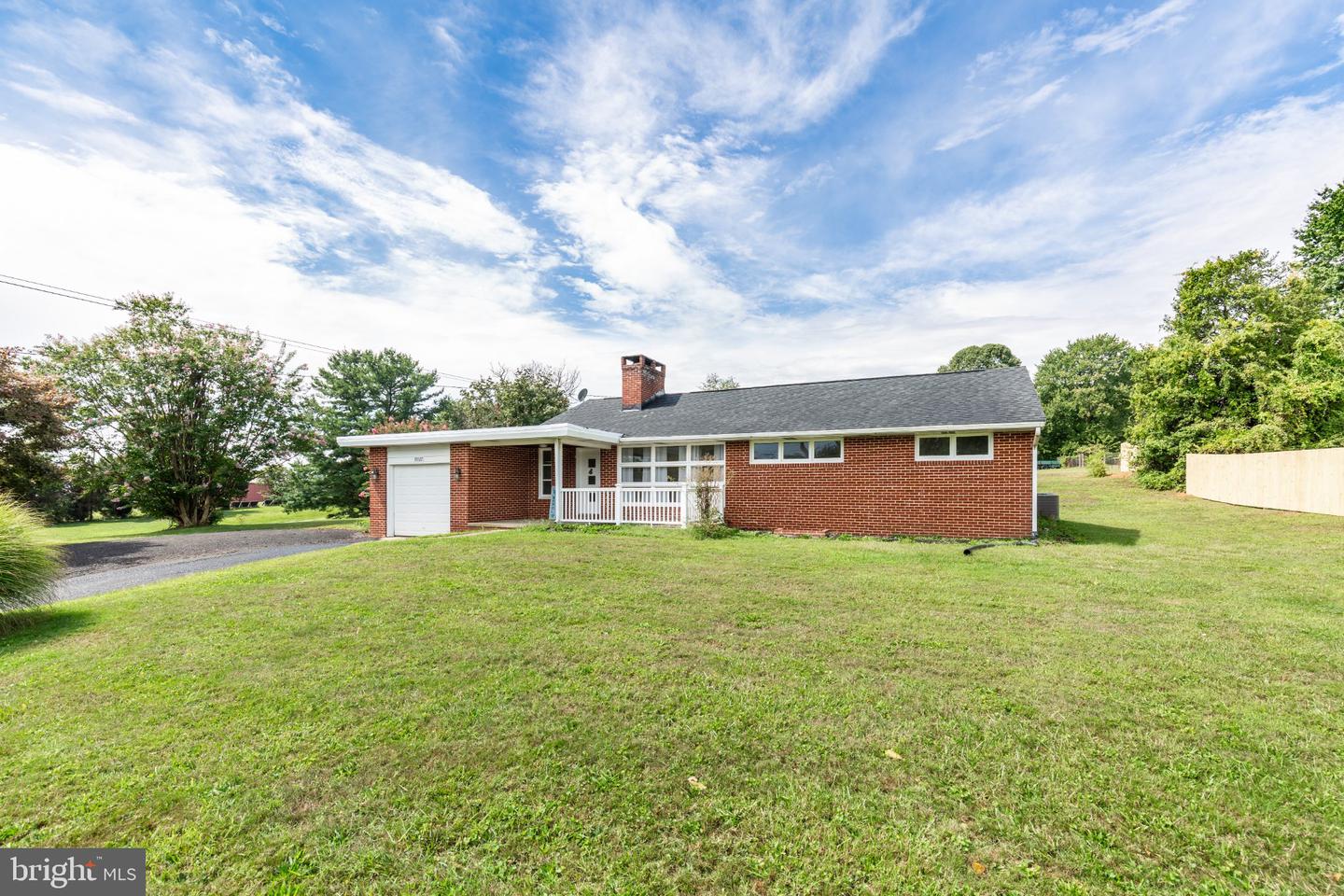15022 Hanover Pike Property Photo 1