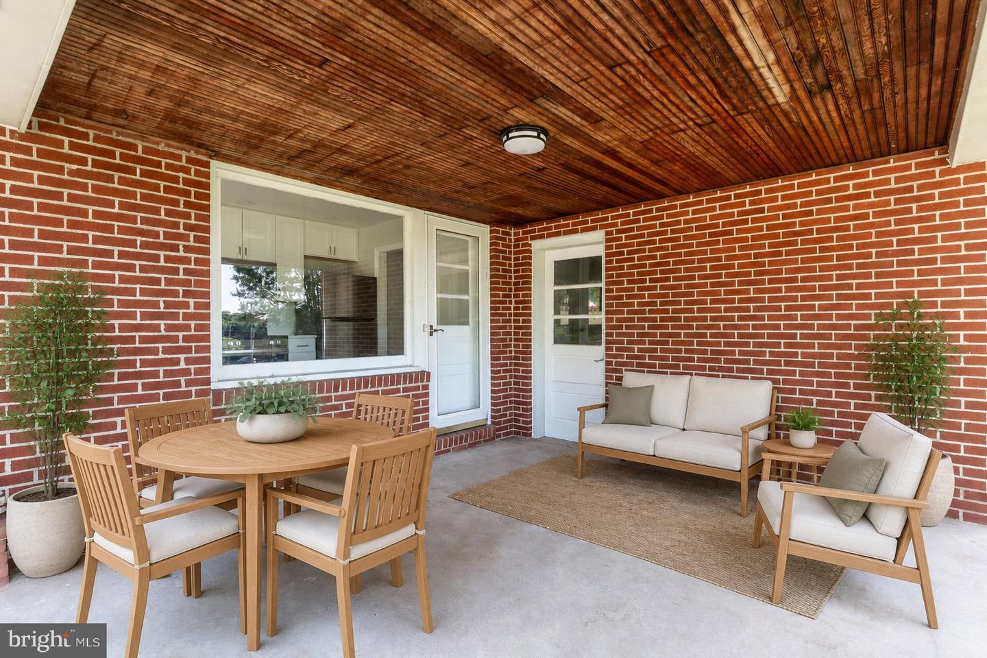 15022 Hanover Pike Property Photo 13
