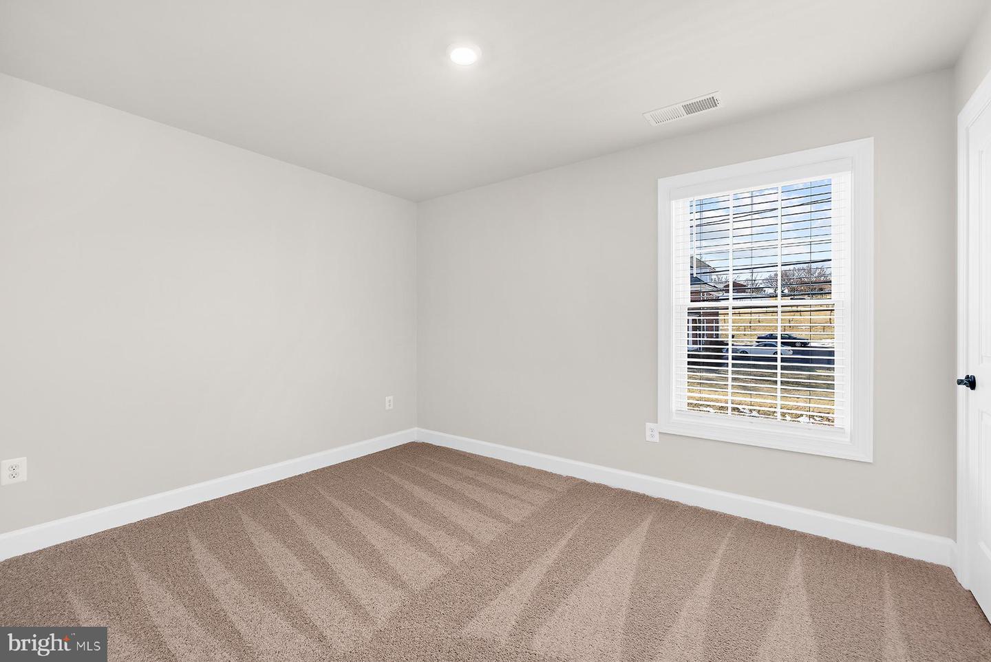 5207 Mccormick Ave Property Photo 19