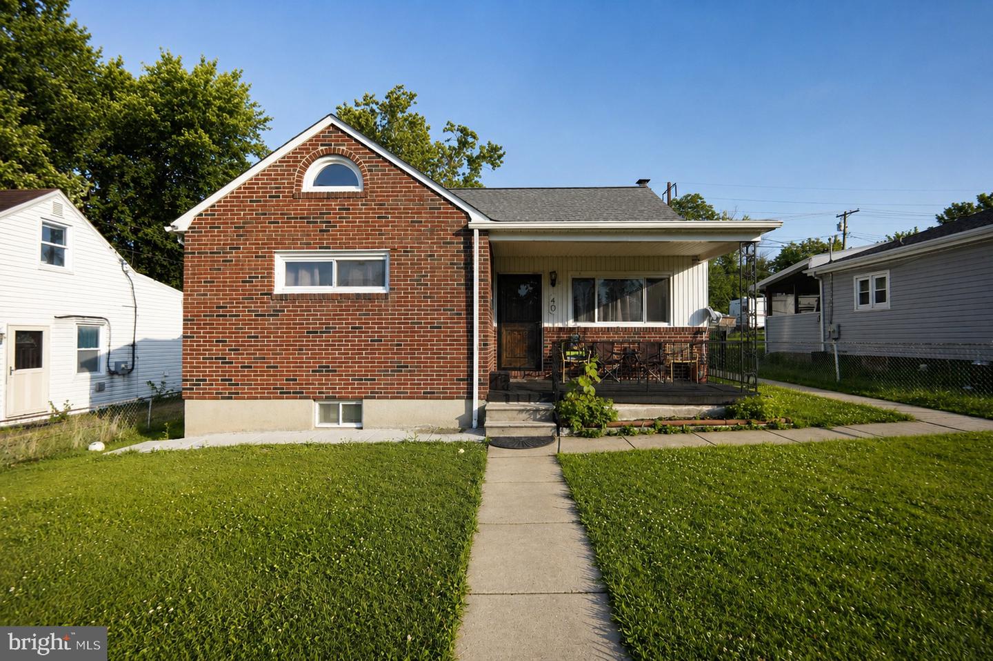 40 RIGHT WING DR Property Photo 1