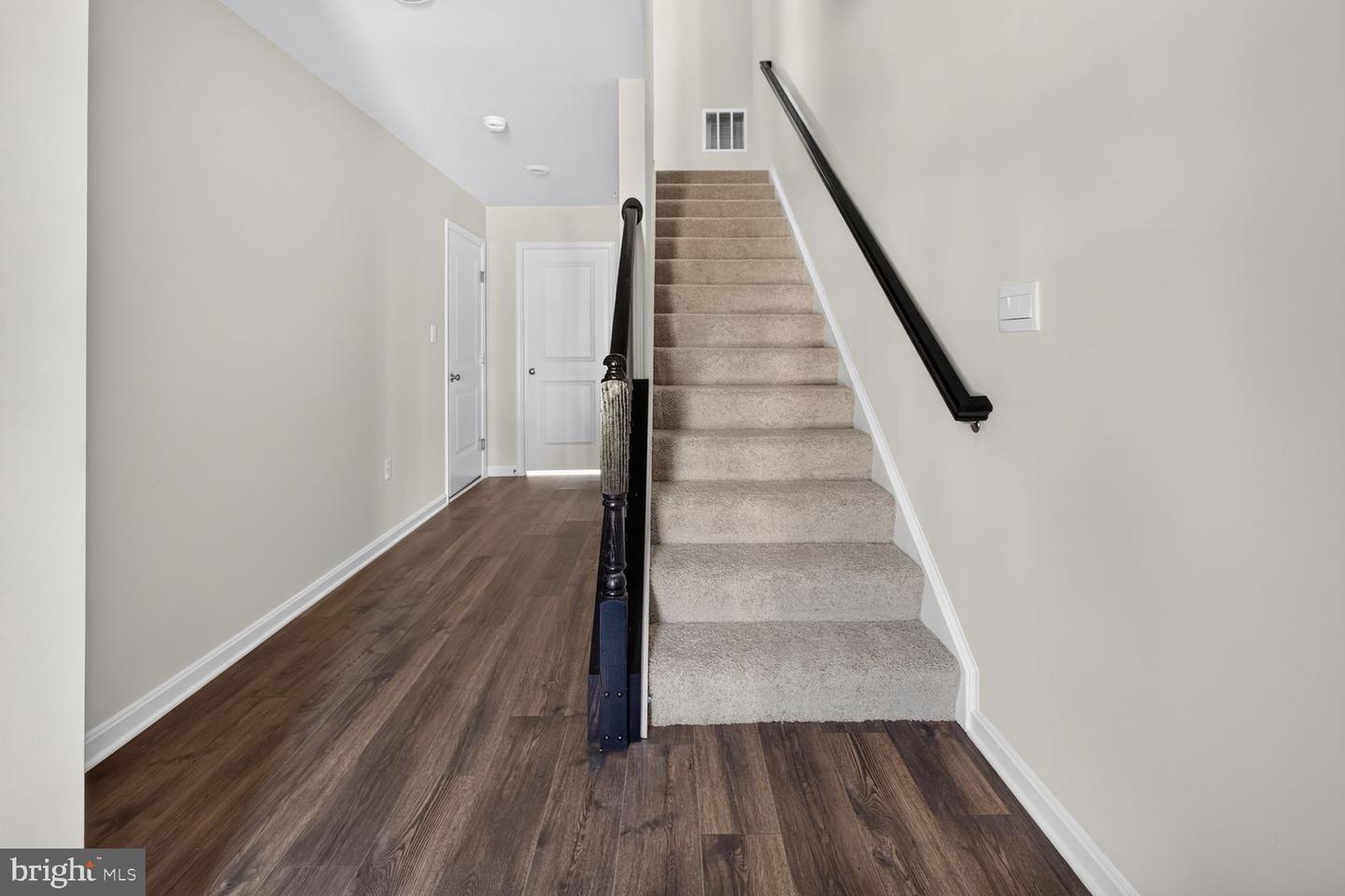 27 Merion Ave Property Photo 2