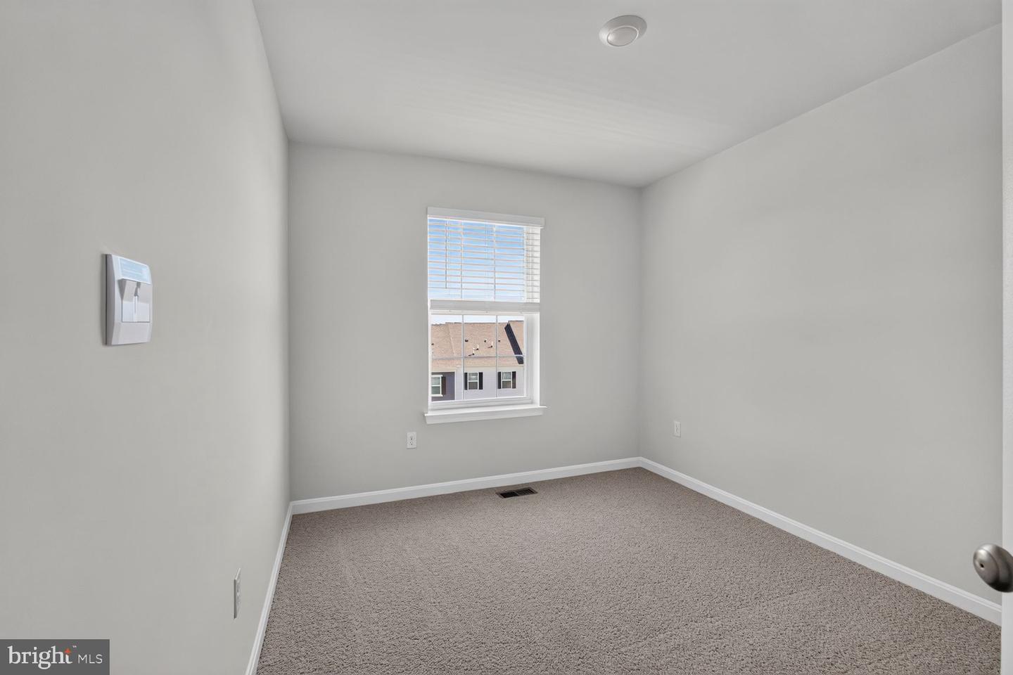 27 Merion Ave Property Photo 13