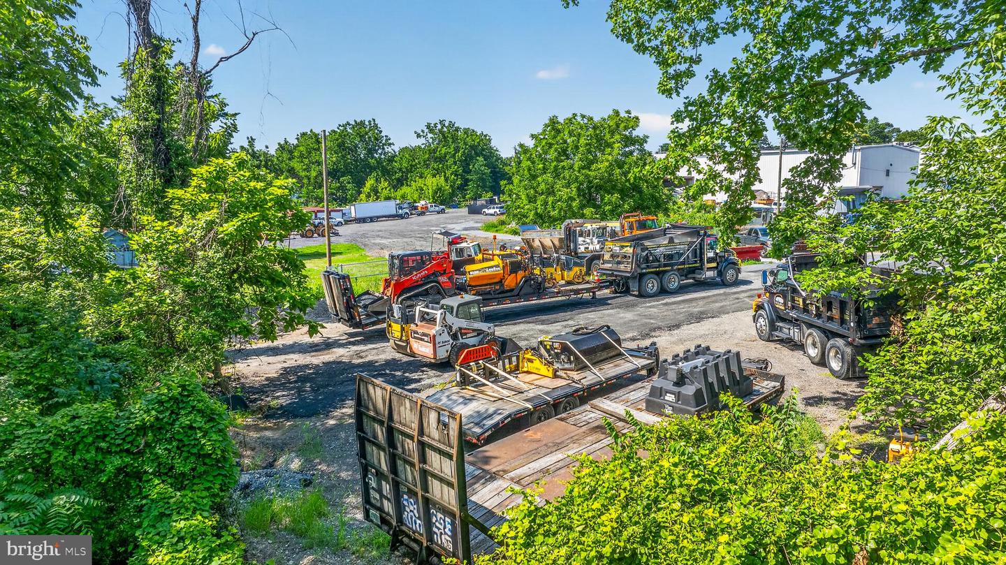 MAIN ST Property Photo 1