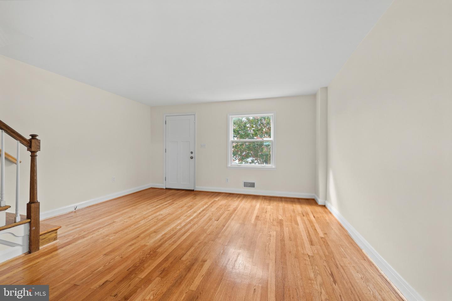 2207 Hawthorne Rd Property Photo 8