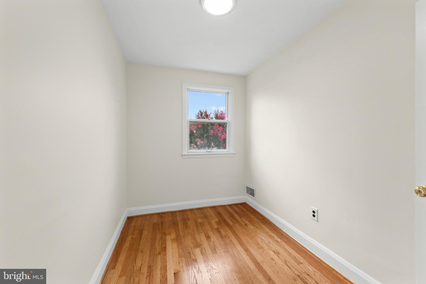 2207 Hawthorne Rd Property Photo 22