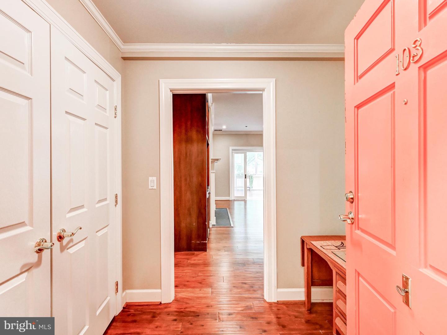 103 Brightwood Club Dr #103 Property Photo 2