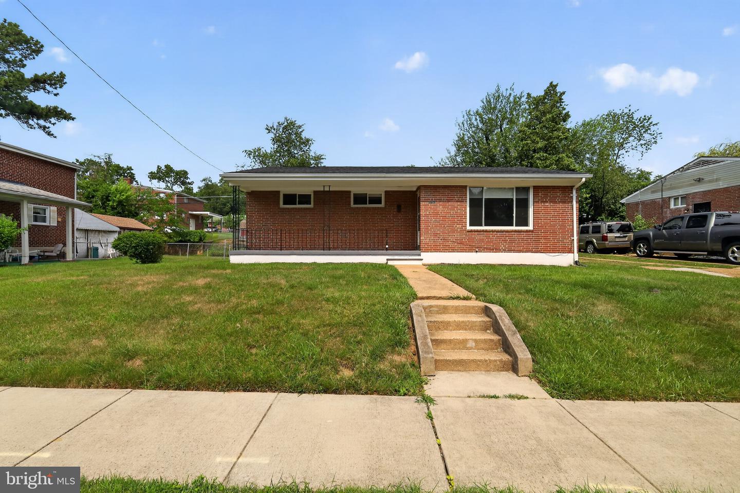6613 Marott Dr Property Photo 1