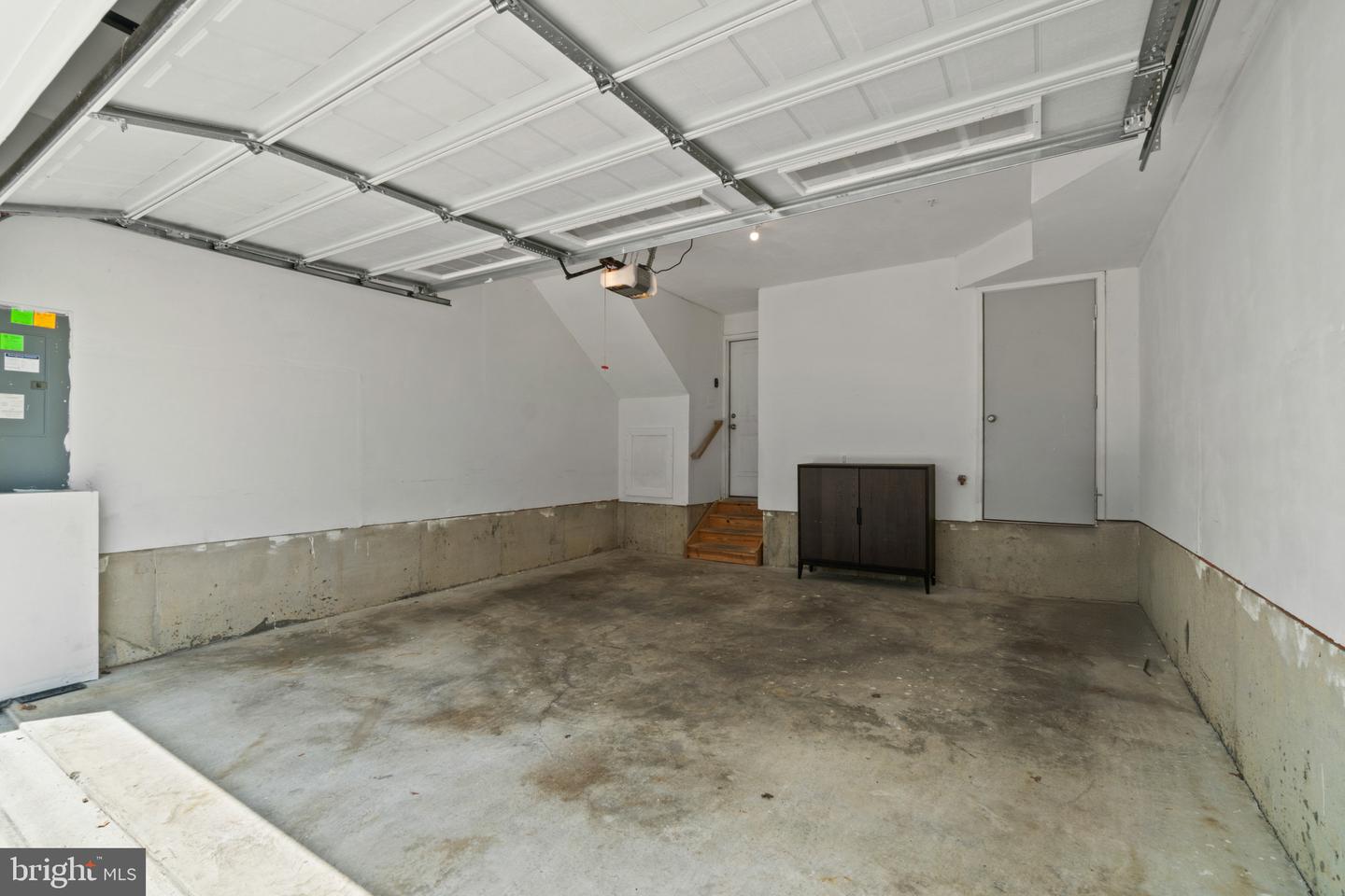 220 E Pennsylvania Ave Property Photo 26