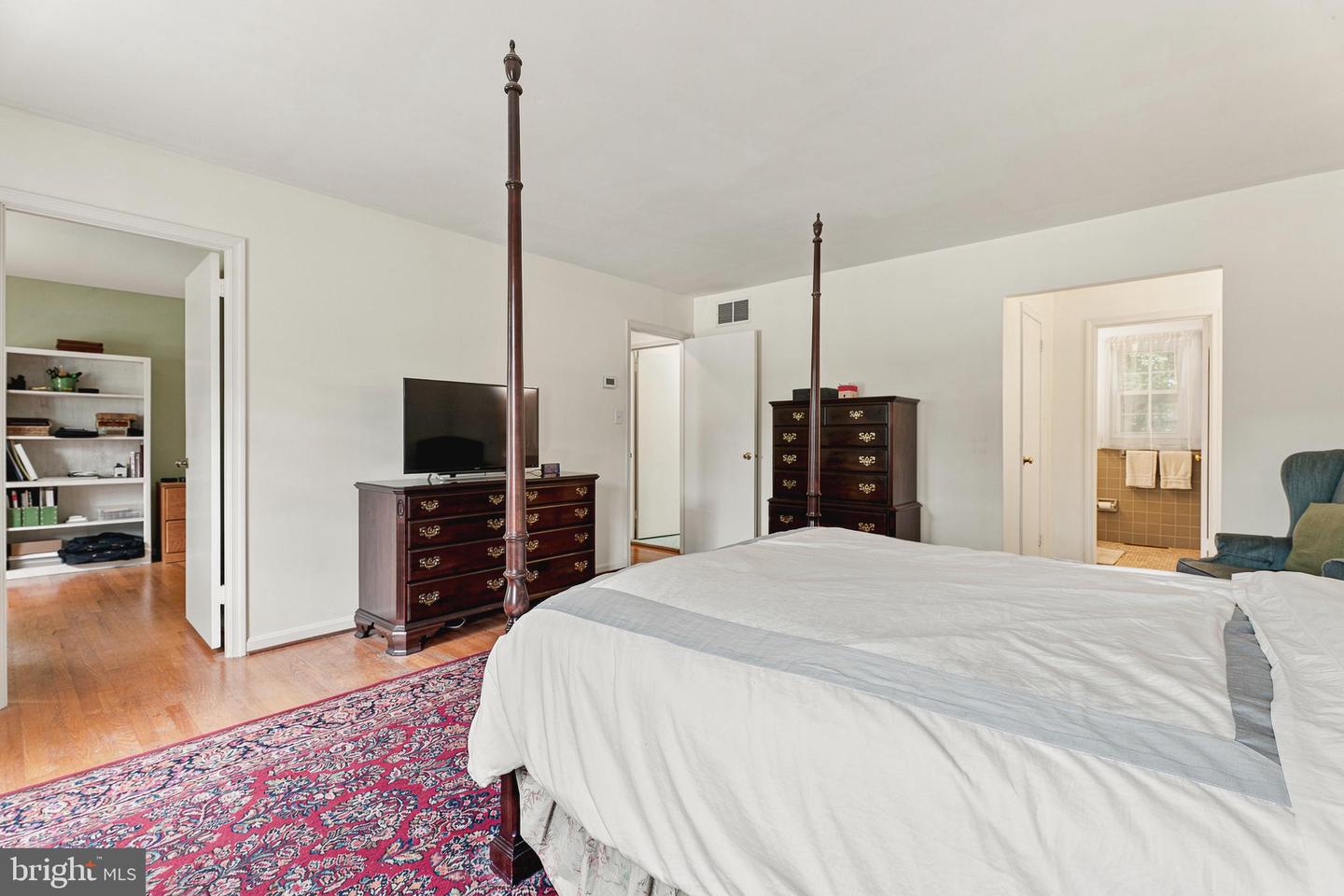 4 Alcan Property Photo 24