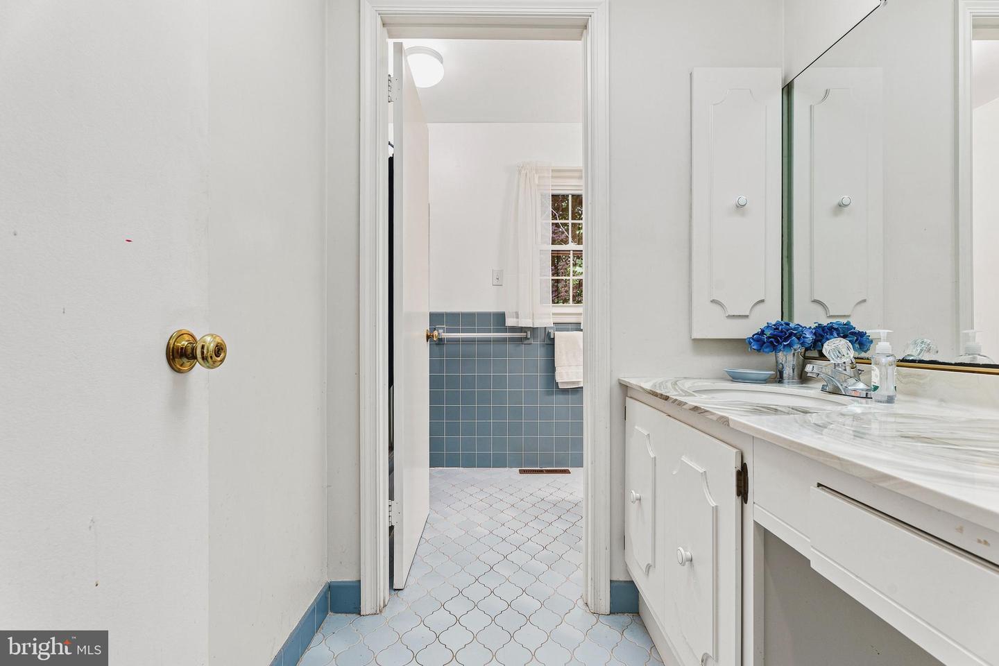 4 Alcan Property Photo 32