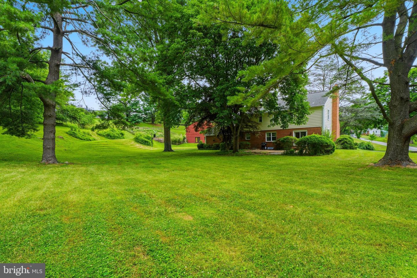 4 Alcan Property Photo 42