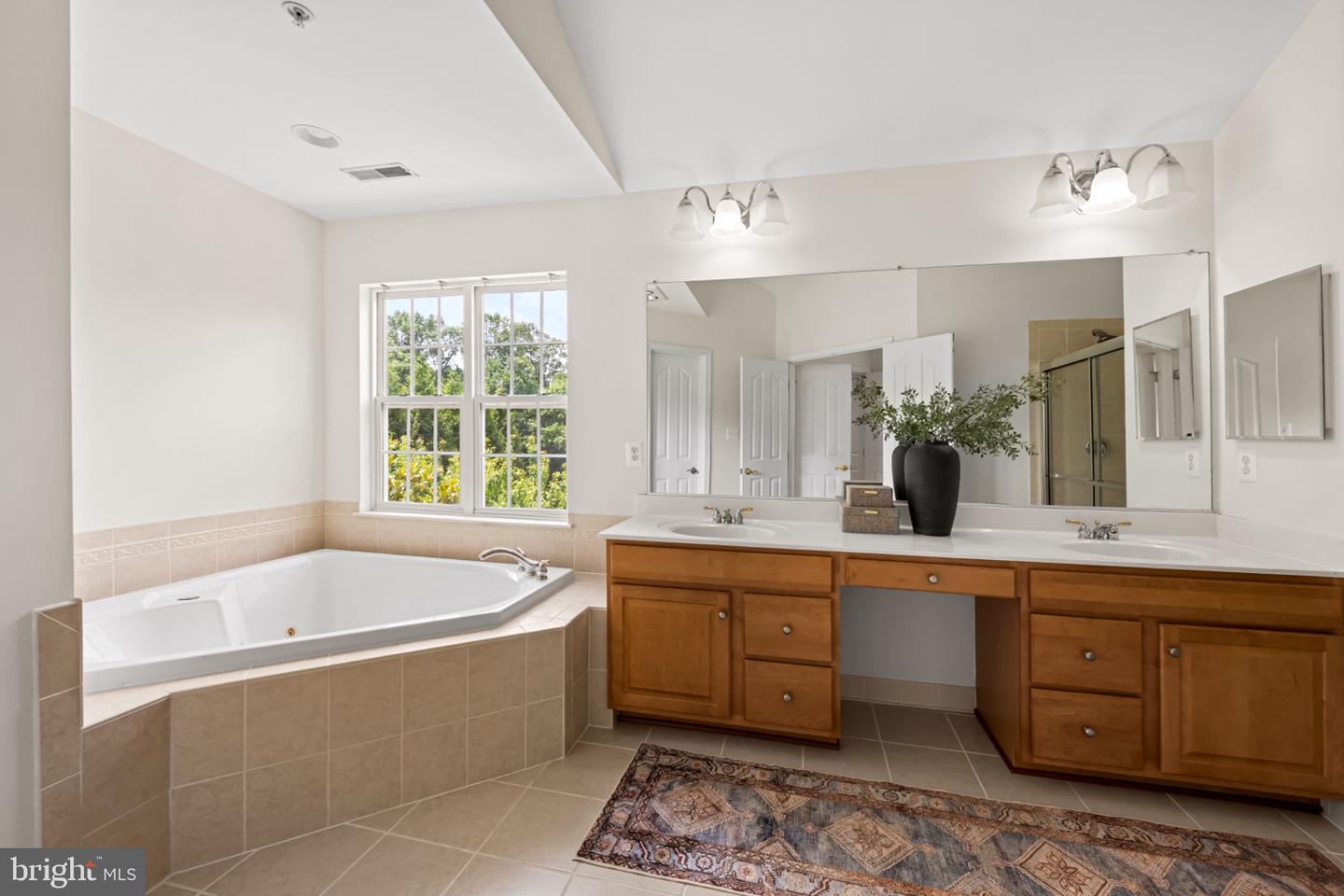 803 Zenith Property Photo 14