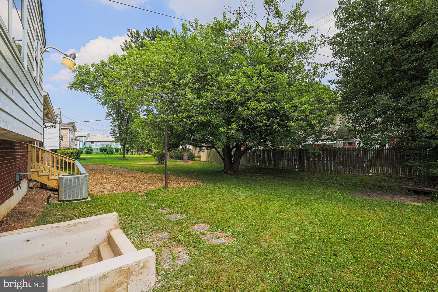 2607 Smith Ave Property Photo 8