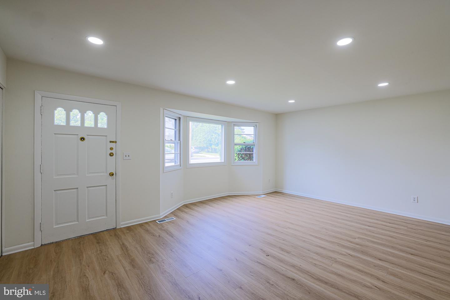 2607 Smith Ave Property Photo 10
